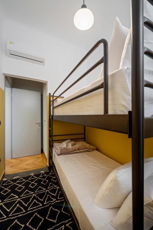 Appartamento Just Kolonaki Atene Esterno foto